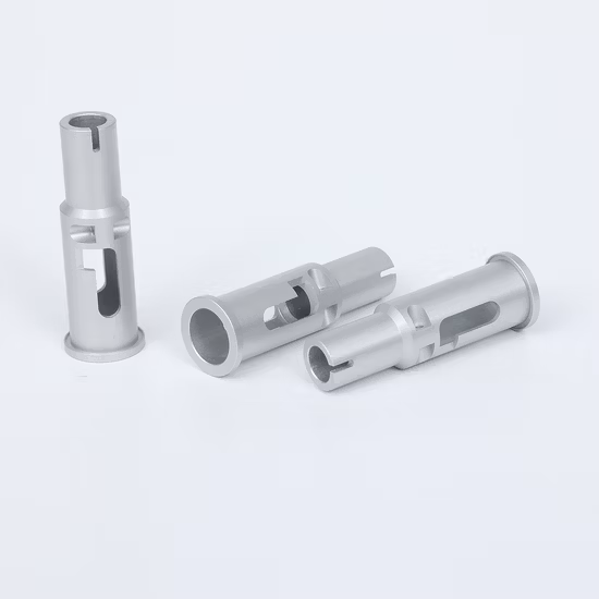 Production de masse de pièces de tournage CNC en acier inoxydable, pièces d'usinage CNC